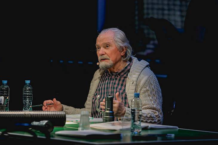  ����������� �12� ������ ��������� � �������