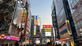 � ������ ��������� �������� � ��������� � ���������