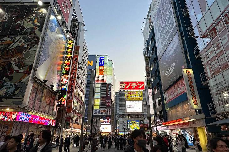 � ������ ��������� �������� � ��������� � ���������